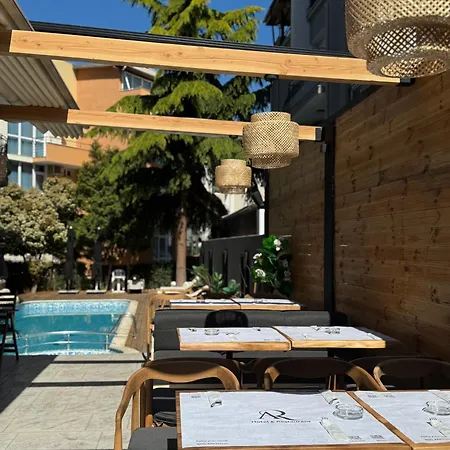 Adeti 2* ネセバル