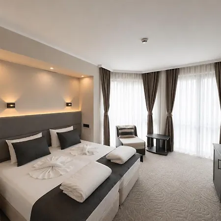 Hotel Adeti