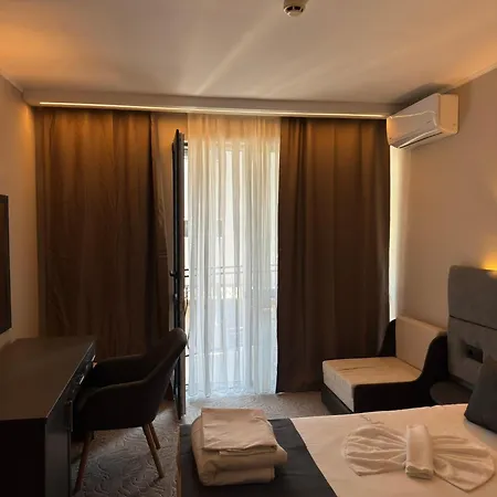 Adeti Otel